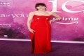 Anne Hathaway wore Versace to ‘The Idea of You’ NYC premiere: sexy & cute?
